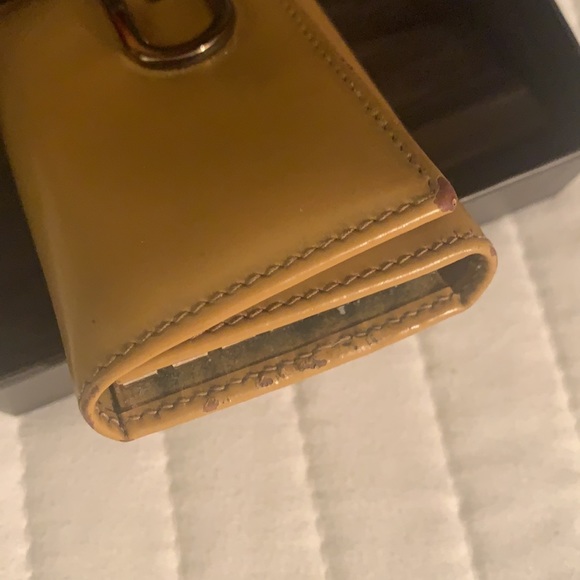 Authentic Gucci card & keys holder - Picture 12 of 16